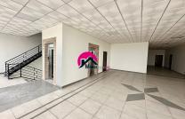 Location des magnifiques espaces de bureaux variés et modernes 149, 169, 172, 178 et 720m² dans un immeuble de standing à Gombe, sur la route principale  mediacongo