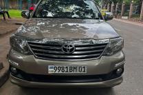 Toyota Fortuner  automobile_motos_velos_engins_et_pieces