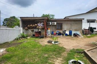 Parcelle  vendre sur macadam  ma campagne dans la commune de ngaliema 