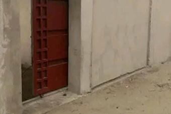 Vente parcelle cltur avec une maison  Mont Ngafula