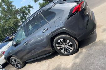 Toyota new Rav hybrid 