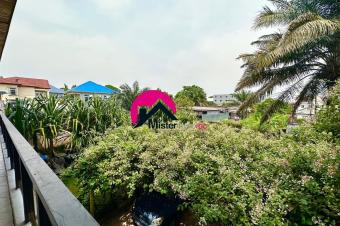 Vente dune belle proprit de 20m sur 43m avec btiment de rapport de RC1 ayant 2 apparts identiques des 3CHS  annexe dune CH jardin piscine  Mimosa. Revenu locatif 3.700