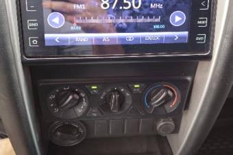 Toyota fortuner 2019 essence automatique 4cylinder kilomtrage 71000 intrieur cuire Camra de recule Prix 38000  discuter