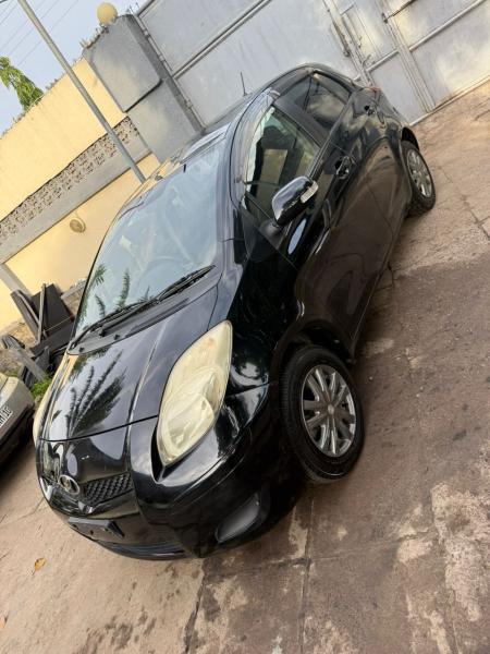 TOYOTA VITZ A VENDRE 