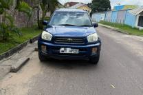 TOYOTA RAV4 INTERMÉDIAIRE automobile_motos_velos_engins_et_pieces