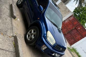 TOYOTA RAV4 INTERMDIAIRE