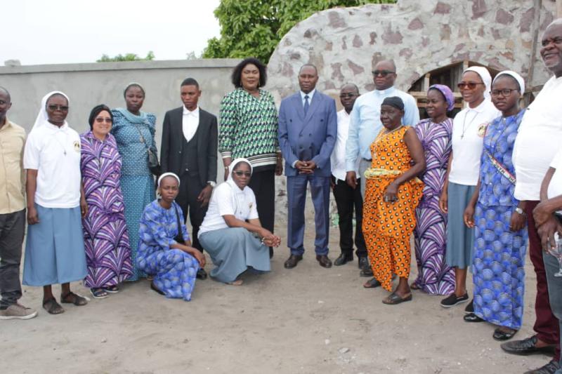Kinshasa la dpute Nationale Marie Kyet Mutinga participe  une messe daction de grce dans une paroisse catholique  Tshangu