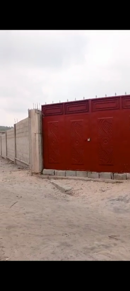 PARCELLE A VENDRE A NSELE 