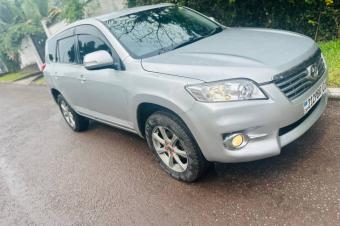 TOYOTA VANGUARD Full Option Anne de fabrication 2015 Automatique Essence Couleur dorigine Climatisation impeccable Kilomtrage faible Prix 10500 Localisation Bandal