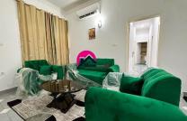 Louez ce magnifique appart entièrement meublé avec 2CHS, dans un cadre exceptionnel offrant divers avantages. Situé à quelques minutes de la Gare Centrale, dans un coin sécurisé mediacongo