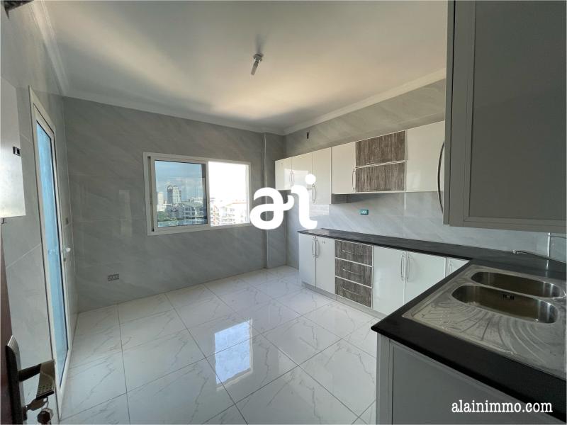 A VENDRE SUPERBE APPARTEMENT NEUF DE 150m  DOT DE 2 CHAMBRES  KINSHASAGOMBE