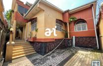 VENTE: PARCELLE DE 300m² AVEC BÂTISSE R+1 DE 4 CHAMBRES ET BUREAU À KINSHASA- CITE MAMA MOBUTU mediacongo