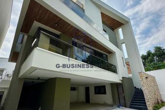 LOCATION DE 7 MAGNIFIQUES VILLAS TRIPLEX IDENTIQUES CHACUNE OFFRANT UNE SURFACE HABITABLE DE 454 M