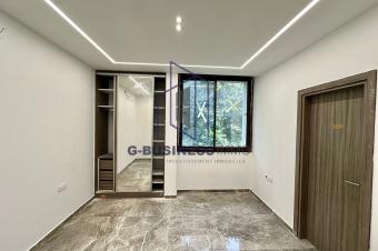 LOCATION DE 7 MAGNIFIQUES VILLAS TRIPLEX IDENTIQUES CHACUNE OFFRANT UNE SURFACE HABITABLE DE 454 M