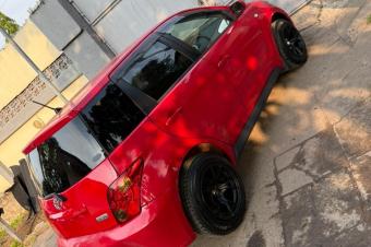 TOYOTA IST SANS PLAQUE A VENDRE  KINSHASA 