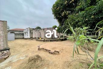 VENTE PARCELLE DE 849 m AVEC BTISSE EN FINITION A MONT NGAFULASEBO