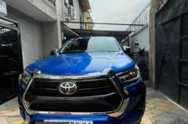 Toyota Hilux 2023  automobile_motos_velos_engins_et_pieces