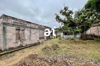 VENTE PARCELLE DE 849 m AVEC BTISSE EN FINITION A MONT NGAFULASEBO