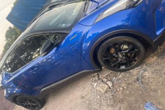 Toyota CHR FULL OPTION 