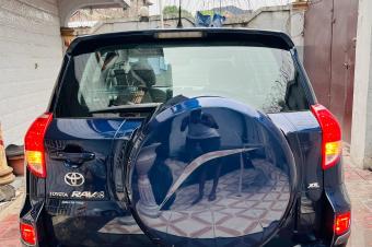  TOYOTA NEW RAV  SANS PLAQUE ECRAN ANDRODE  FULL OPTIONS TOIT PANORAMIQUE  SIGES CHAUFFANS AVEC BOUTON 4x4 TRACTION CAPTEURS SENSORS PARKING INTRIEUR SIGES EN
