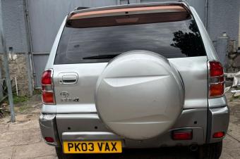 TOYOTA RAV4 INTERMDIAIRES 