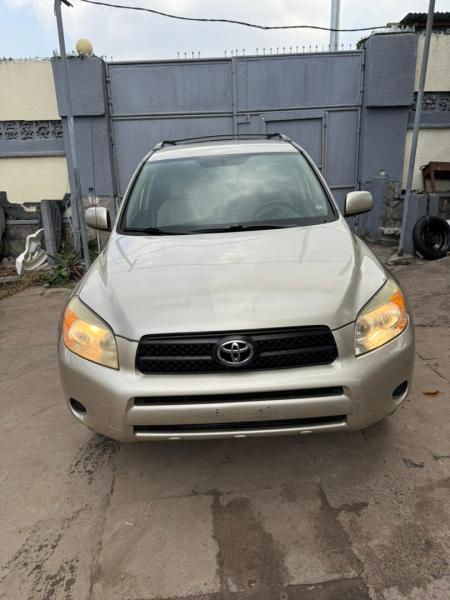 TOYOTA NEW RAV4 A VENDRE 