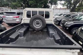TOYOTA LAND CRUISER DOUBLE CABINE A VENDRE 