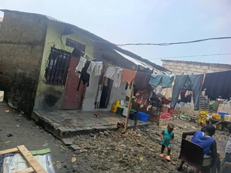 Parcelle  vendre situ a Limete 1 re rue funa 