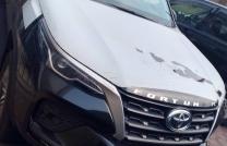 Fortuner 2021 authentique Couleur d'origine Intérieur très propre Sans plaque Climatisation impeccable Volant normal Essence Prix : 40000$ mediacongo