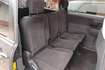 Toyota noha 3 Avec plaque bT  Automatique essence 4 cylindre Couleur dorigine Climatisation impeccable Prix 8000  discuter