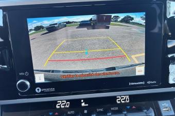 BESOIN DARGENT TUNDRA 2022 SANS PLAQUE  PICKUP DOUBLE CABINE  VOLANT GAUCHE AUTOM ESSENCE V6 4X4 CLIMATISER FAIBLE KILOMTRAGE INTRIEUR CUIRE  54.500