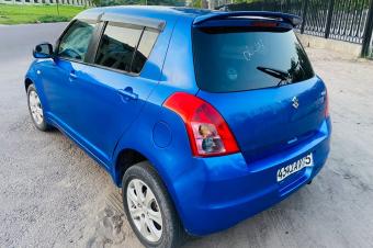 Voiture Suzuki Swift 
