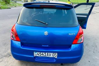 Voiture Suzuki Swift 
