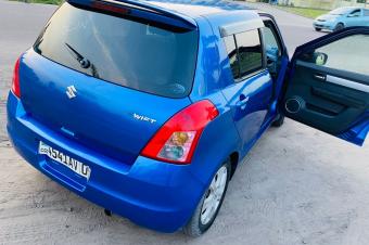 Voiture Suzuki Swift 