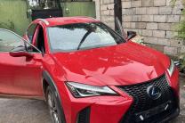 Lexus UX250 automobile_motos_velos_engins_et_pieces
