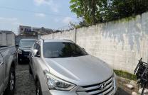 Hyundai Santa fe Sans plaque Automatique diesel Volant gauche Intérieur cuir Climatisation Canada Prix : 18000$ mediacongo