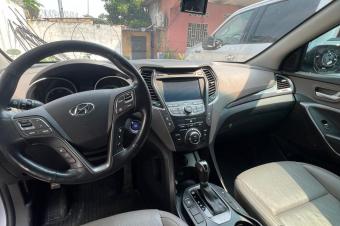 Hyundai Santa fe Sans plaque Automatique diesel Volant gauche Intrieur cuir Climatisation Canada Prix  18000