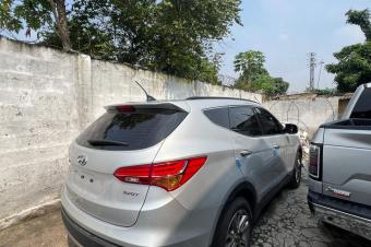 Hyundai Santa fe Sans plaque Automatique diesel Volant gauche Intrieur cuir Climatisation Canada Prix  18000