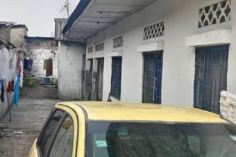 VENTE PARCELLE  NGIRI NGIRI TYPE LOCATAIRES