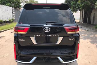 Toyota Land cruiser GXR 2025