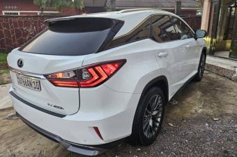 Lexus Rx450h F sport Anne de fabrication 2019 kilomtrage 31000km  25000 