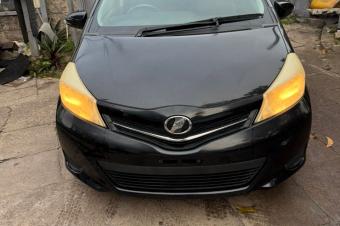 TOYOTA VITZ A VENDRE 