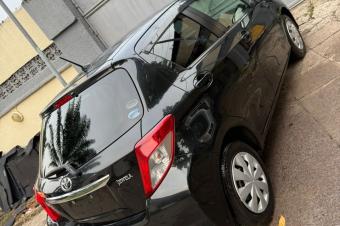 TOYOTA VITZ A VENDRE 