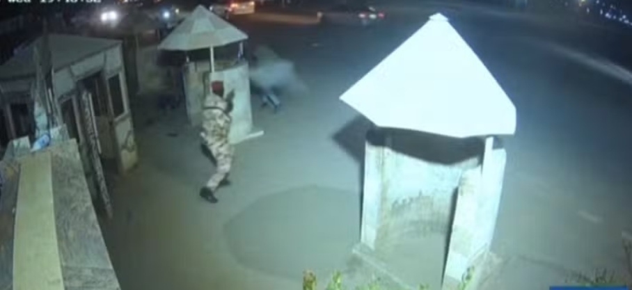 Tchad: Un assaut raté contre le siège de la présidence, à N’Djamena a fait officiellement vingt morts, dont deux militaires