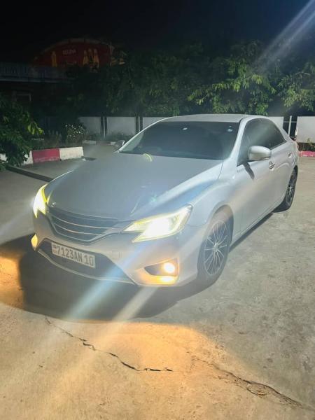 Toyota Mark 3 Nouveau  Climatisation impeccable  Couleur dorigine  Kilomtrage 9000 Jantes chromes  Dverrouillage coffre en distance  Dmarrage bouton poussoir  Poignets magn