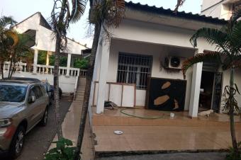 VENTE DUNE BELLE PARCELLE  MONTFLEURY