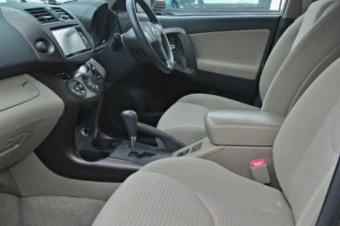 TOYOTA VANGUARD A VENDRE  KINSHASA 