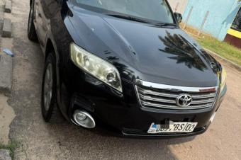 TOYOTA VANGUARD A VENDRE  KINSHASA 