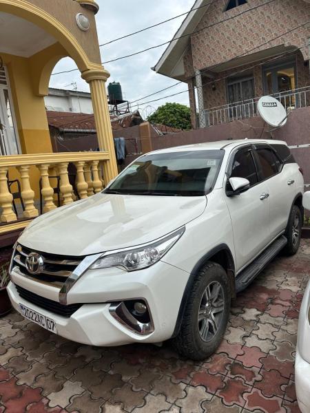 Toyota fortuner 2019