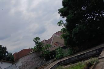 Villa  vendre  ma campagne 1 trs bon emplacement 30msur54 1600000 dollars  discuter possibilit de morceller 